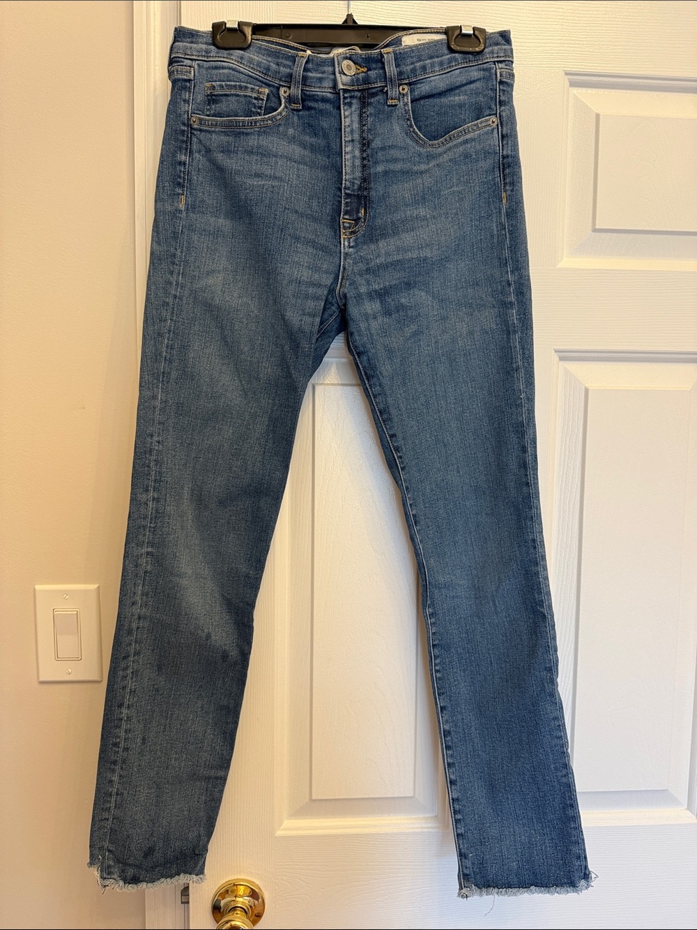 Nili Lotan Slim Skinny Jeans in Blue Denim
